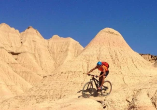 Désert des Bardenas et Riglos en VTT électrique