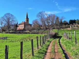 Chemins de Compostelle : Cluny - Charlieu - France