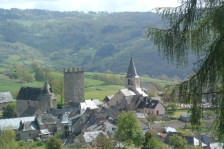 Saint Jacques de Compostelle  : Aumont Aubrac à Conques - France