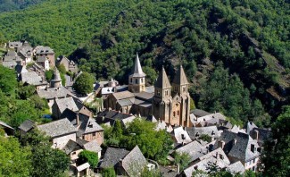 Chemins de Compostelle : Nasbinals - Conques - France