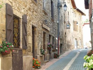 Chemins de Compostelle : St Genix sur G - Condrieu - France