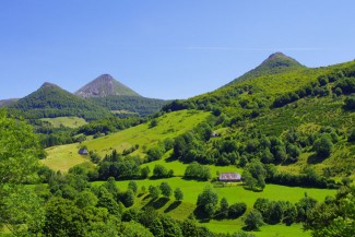 Traversée du Massif Central : du Puy de Dôme au Sancy - France