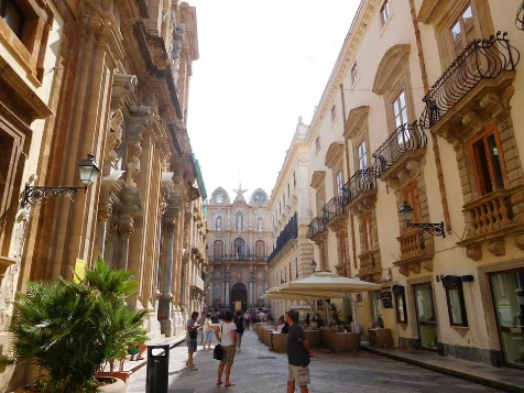 Iles Eoliennes - Photo 1