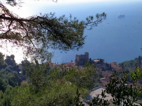 WE Réveillon à Menton : mer et balcons de la Côte d'Azur - Photo 5