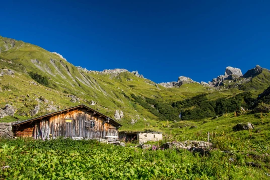 Lacs et Balcons du Beaufortain - Photo 3