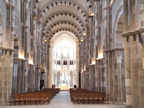 Chemins de Compostelle : Vézelay - Autun - Photo 8