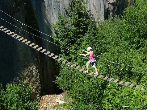 Week-end Canyoning & Via Ferrata Jura - Photo 6