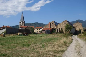 Chemins de Compostelle : Condrieu - Le Puy en Velay - Photo 2